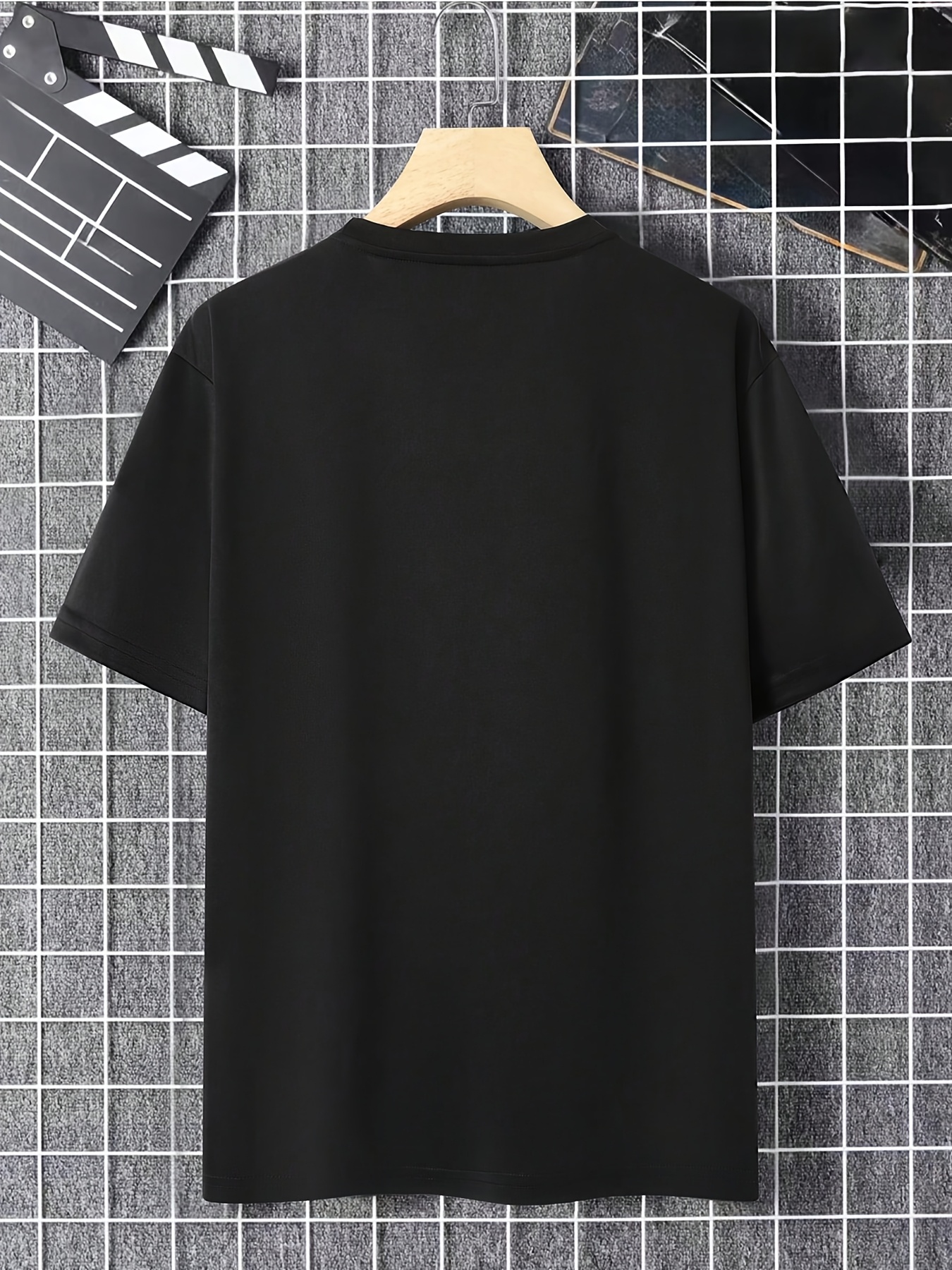 Short-Sleeved T-Shirt Featurin - Kitchen Design For Baking reseña y precio